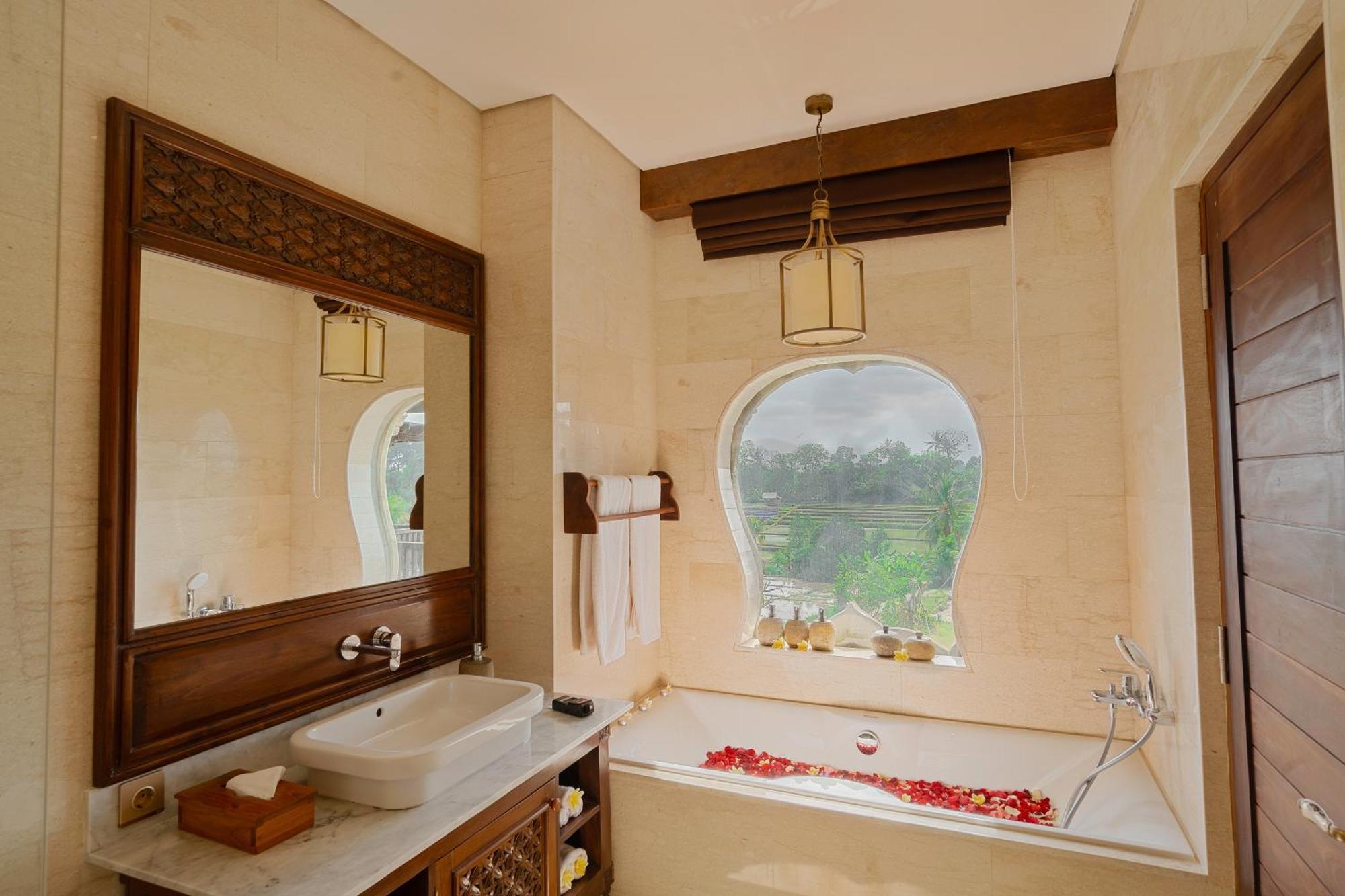 Royal Roco Villa ทานาล็อต ภายนอก รูปภาพ